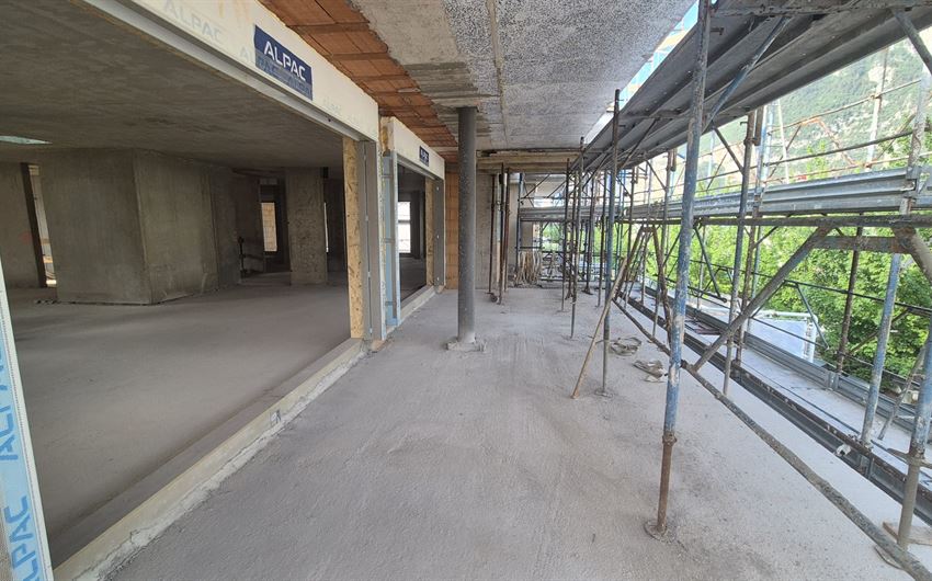 RIVA DEL GARDA: ATTICO IN COSTUZIONE A DUE PASSI DAL LAGO E CENTRO STORICO | Ma. Vi Mediazioni